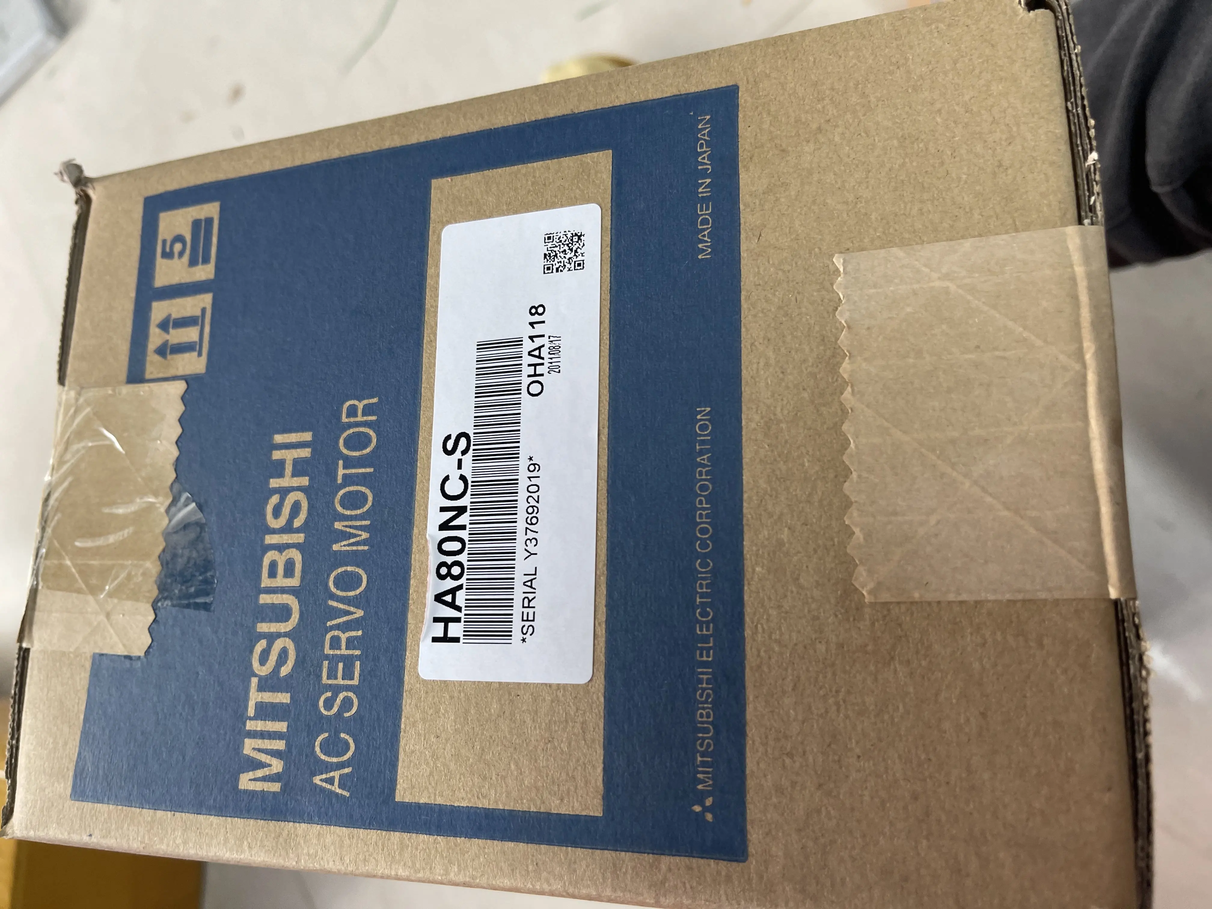 Mitsubishi AC Servo Motor HA80NC-S Mitsubishi AC Servo Motor HA80NC-S