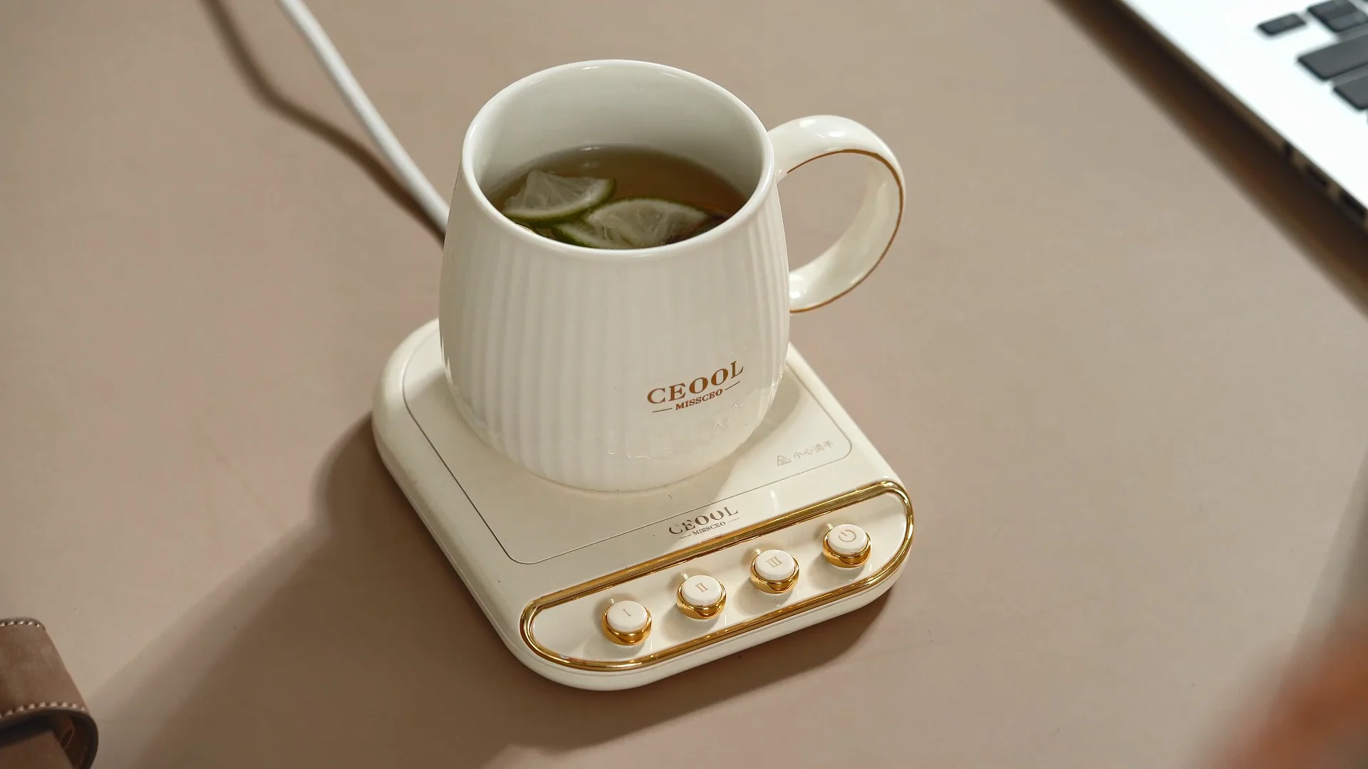 Tazza Autoriscaldante Con Agitazione Automatica, 400ml, Acciaio Inox, Ricaricabile USB - Per Caffè Sempre Caldo E Ben Mescolato