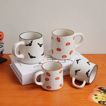 1pc Halloween Ceramic Mug Exquisite Pumpkin & Bat Design, Perfect for Home Decor, Party Gatherings, and Gift Giving