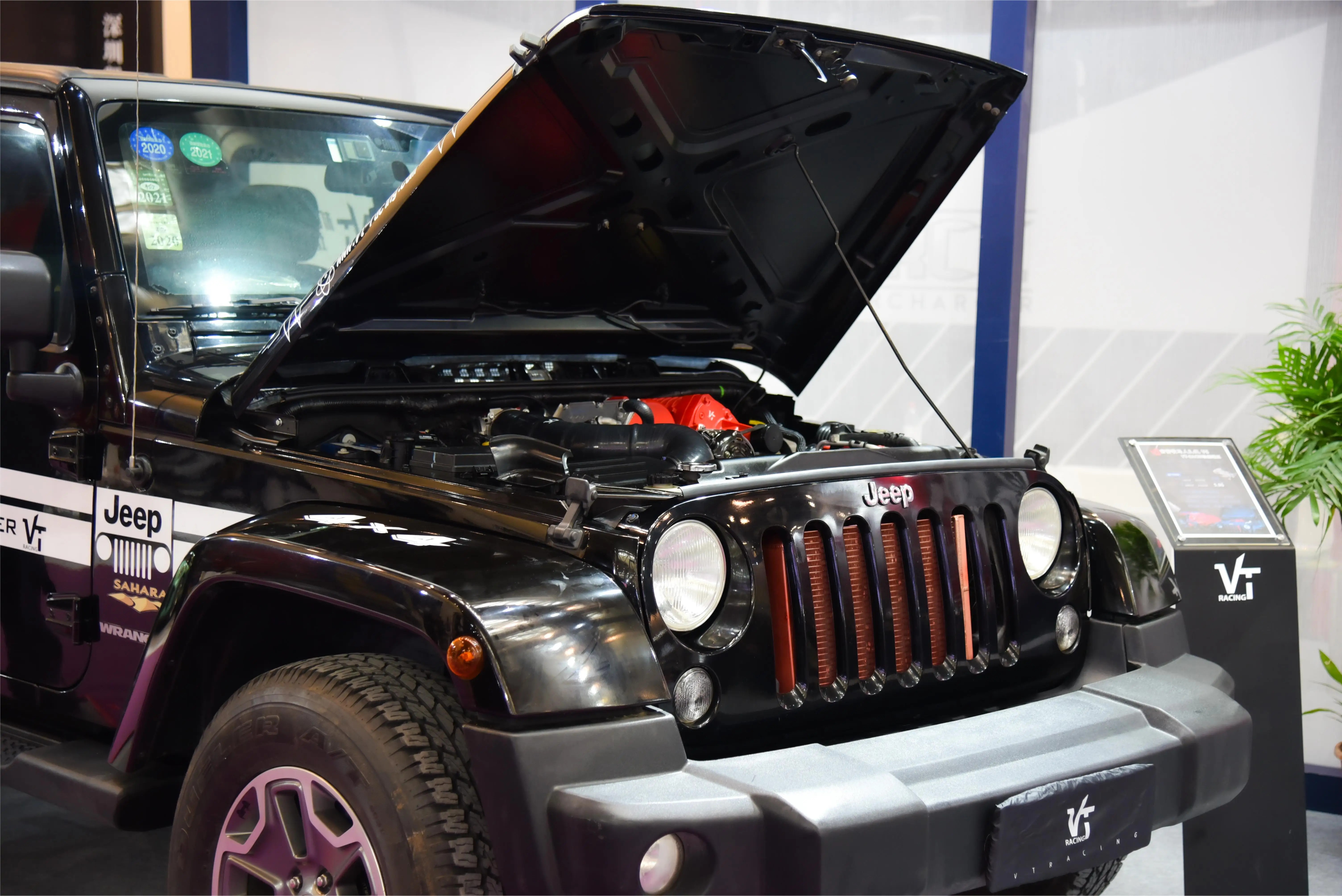 High Costeffective Pentastar Engine Supercharger Kit Auto Twin Screw