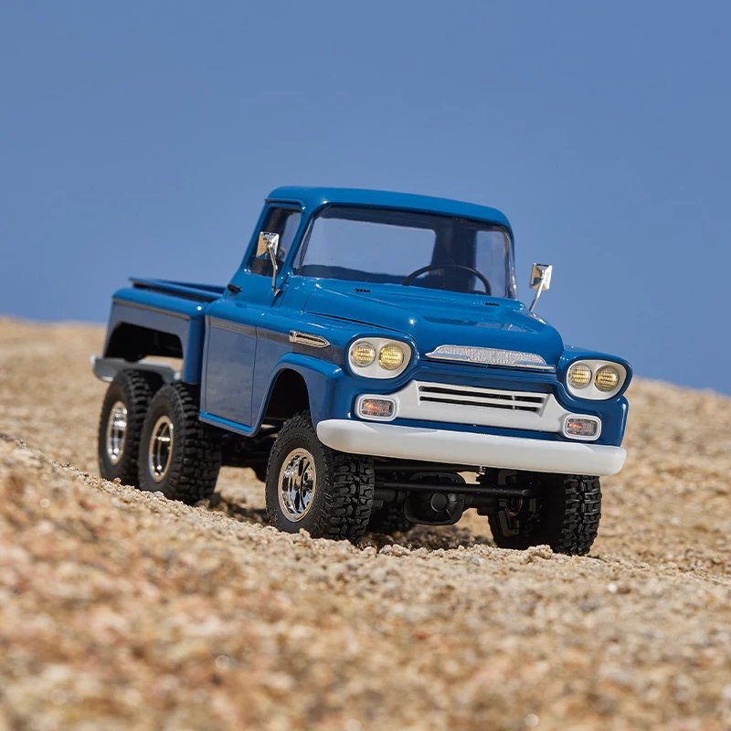 FMS 1/18 Apache 2.4G Simulation Model Six-wheel Drive Climbing Car Rc Remote Control Pickup Boy Toy Gift