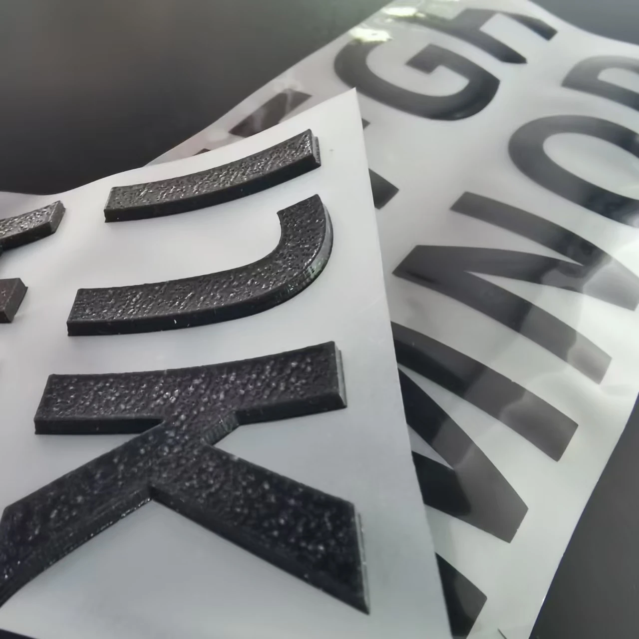 P05 Soccer Badges Heat Transfer Embossed Wholesale Custom Silk Screen Printed 3D TPU Football Club Logo Patches for Sportswear
