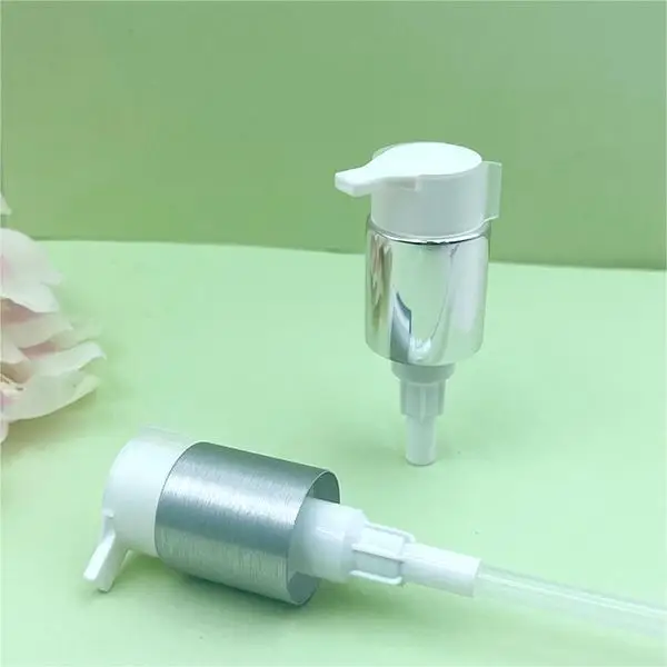 Silver Coated Cosmetic Plastic Lotion Pump Sprayer Cap
