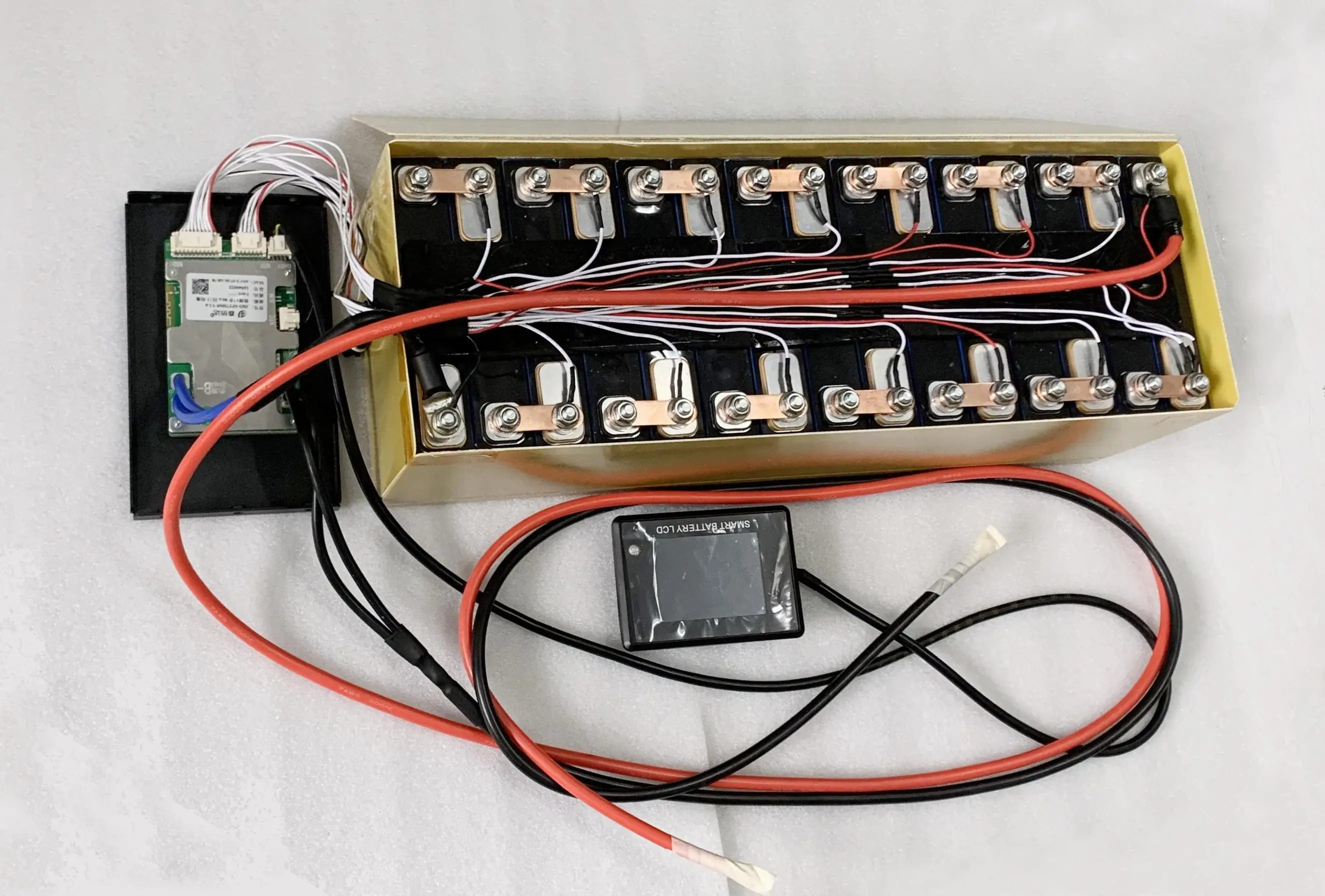 Balcony Energy Storage Battery Wall-mounted Lipower off-grid for Sustainable Living