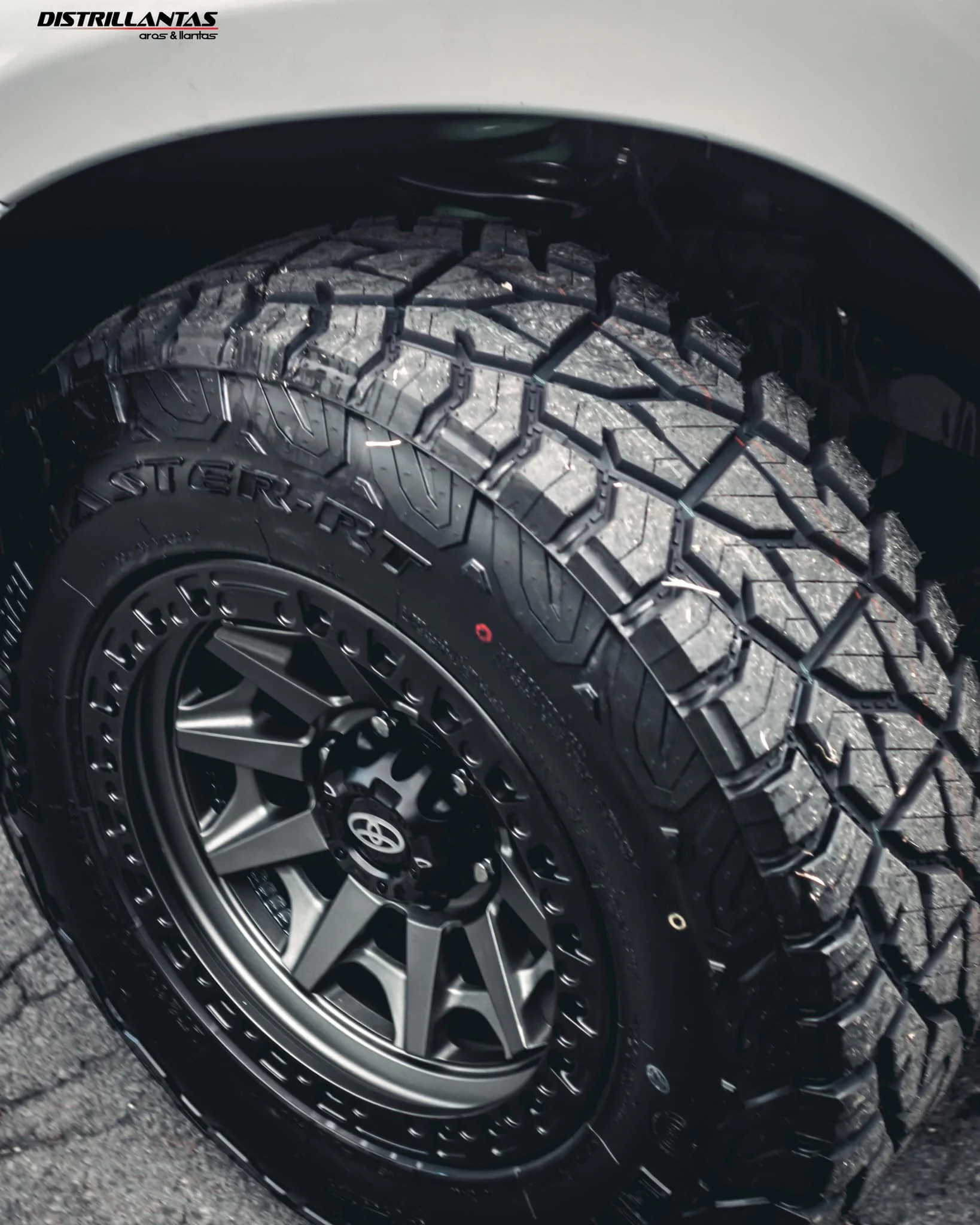 Importing RT Tires - GREENTRAC 33 X 125 R20 - 3 Year Warranty