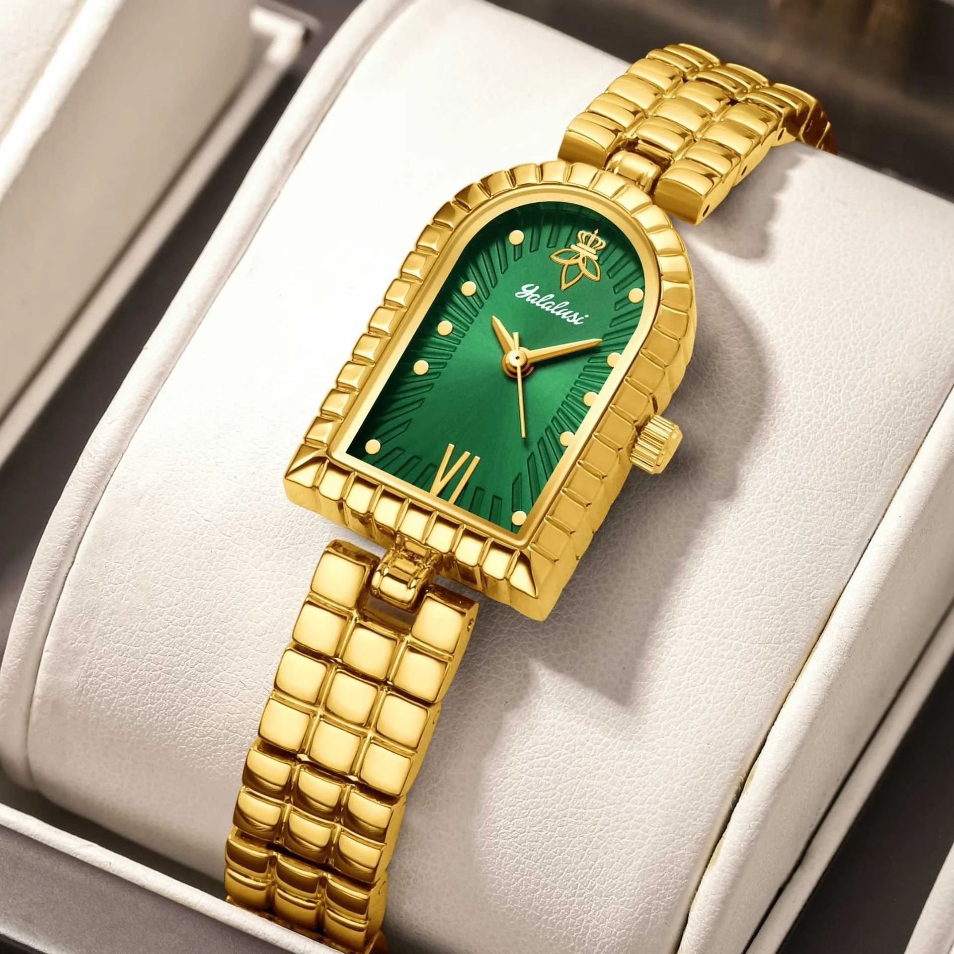 Ultra-Thin Quartz Women's Watch OM-633000