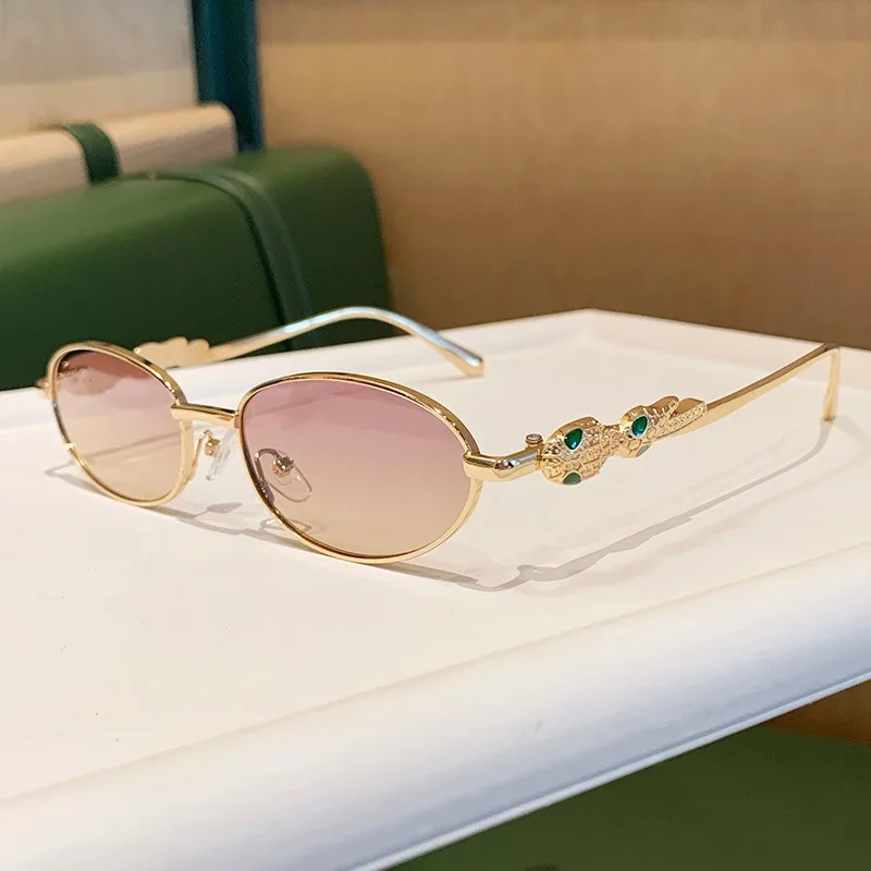 STORY HD98192 Trendy Luxury Snake Head Sunglasses Women Men Fashion Rhinestone Oval Metal Frame Sunglasses Custom Brand logo