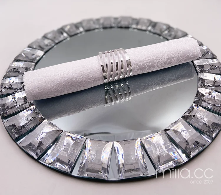 Silver napkin ring.png