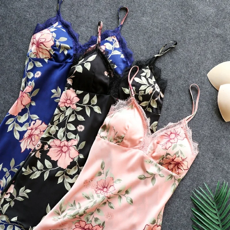 Factory Supply Custom Floral Pajamas Set Five Pieces Satin Homewear for Women