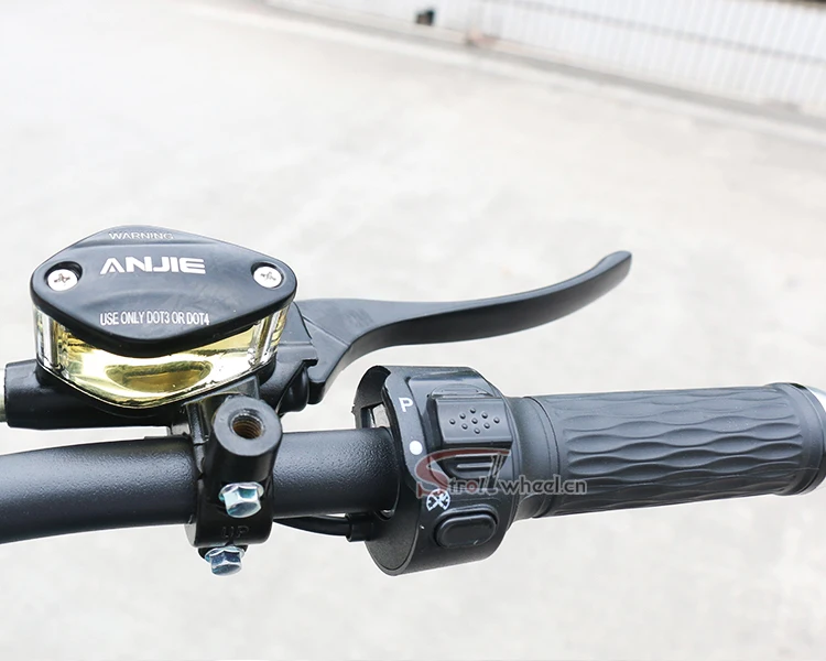 The 9 Best Electric Motorcycles Worth Throwing a Leg Over