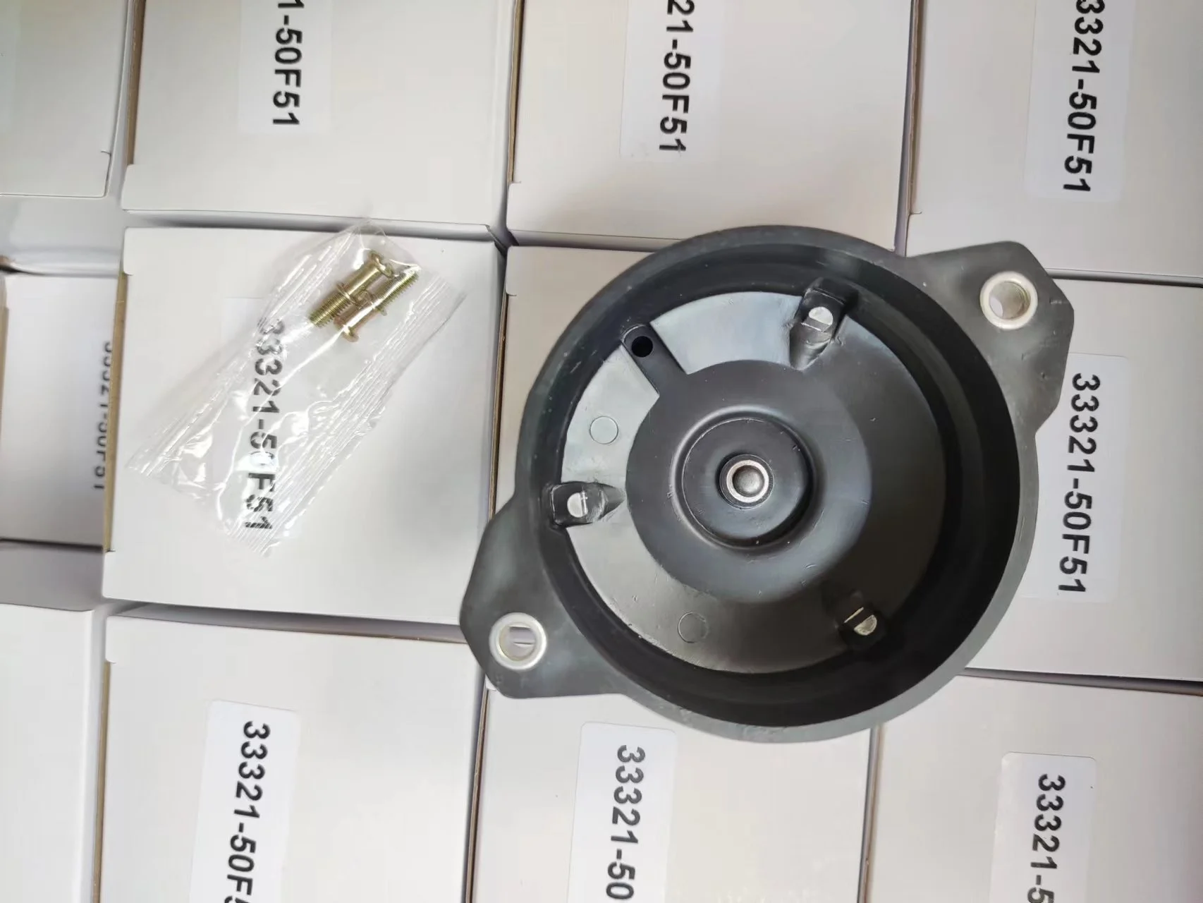 Профессиональный производитель крышки дистрибьютора двигателя подходит для Suzuki Carry each DB51T DD51T DE51V DF51V F6A винтового типа OEM 33321-50F51