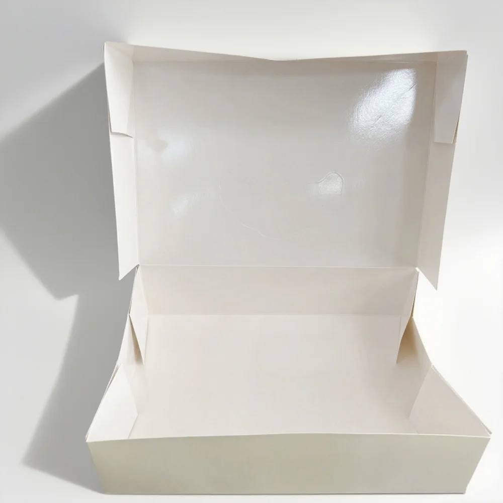 Personalized Corrugated Take Out Box Embossed Pretzel Bakery Pastry Box for Croissant Cinnamon Roll Scone Packaging