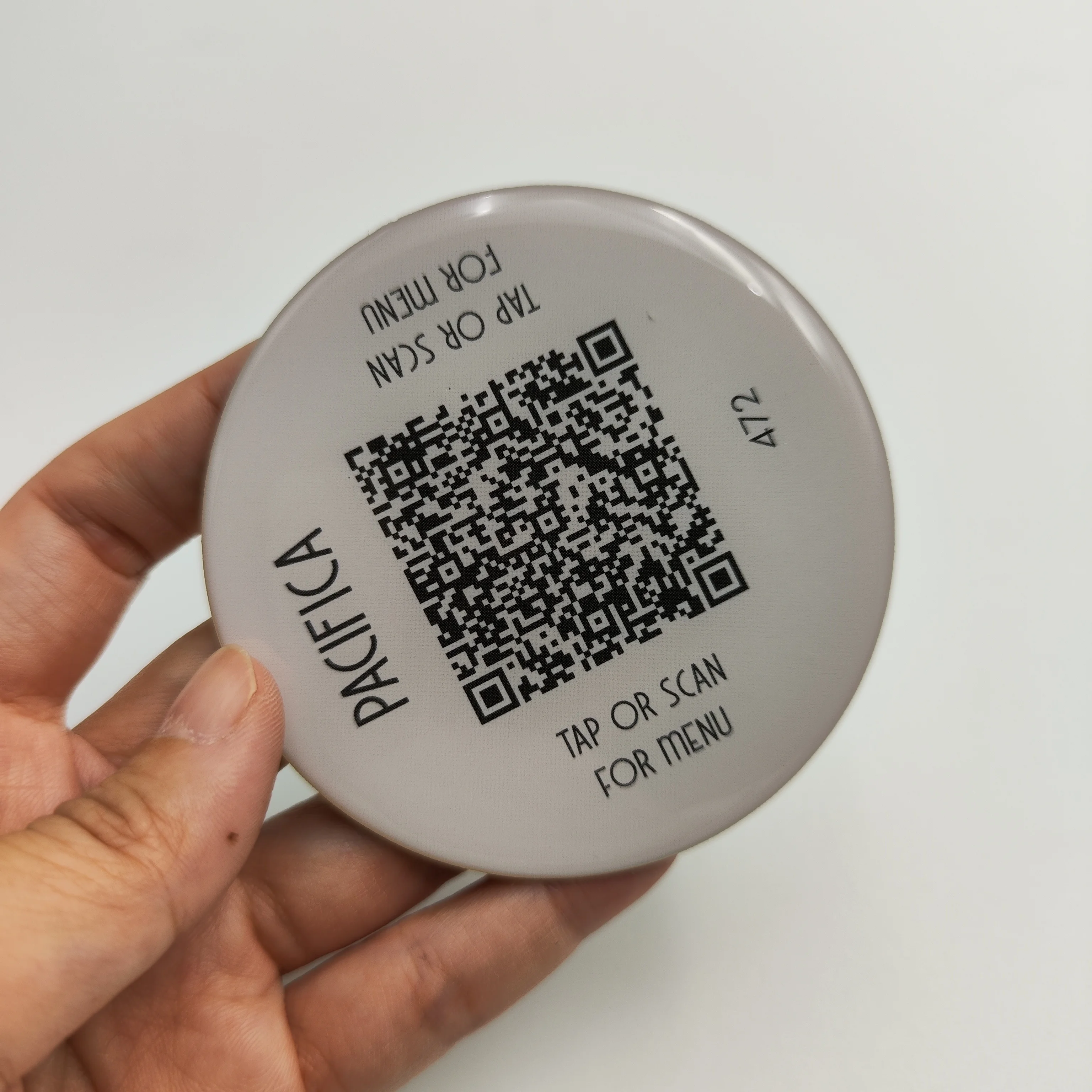 Programmable PVC Access Control Card Yelp Reviews NFC Epoxy Tag NTAG215 Chip 13.56MHz RFID Communication Interface for
