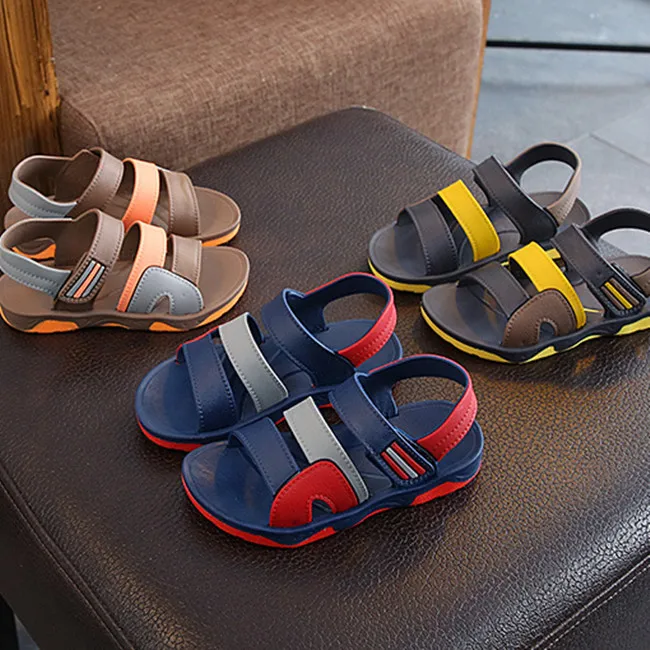 Модная дизайнерская детская обувь на плоской подошве, летняя удобная детская обувь, дышащая пляжная обувь для мальчиков