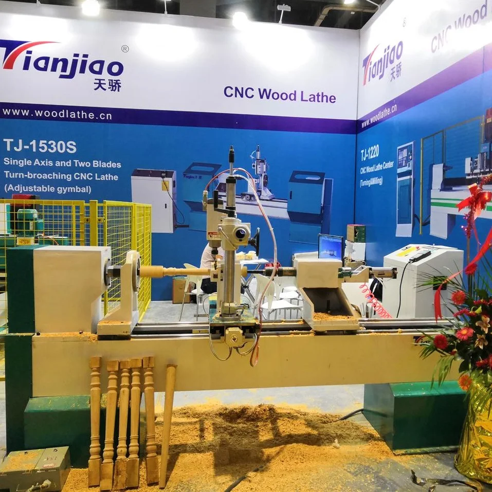 Automatic CNC Multi-Spindle Wood Lathe with Motor and Engine Core Components for Furniture/Wood Duplicate Working Machine