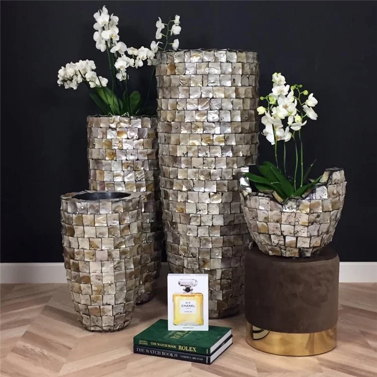 Popular in Netherlands Sea Model Shell Planters Mother of Pearl Big Shell MOP Floor Vase