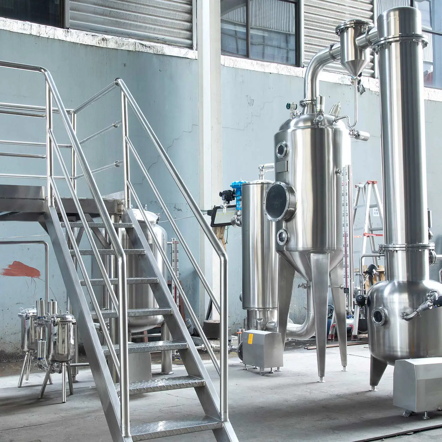 500L Extraction Concentration Extract Evaporator System Multifunction Extraction tank with Precooling tank