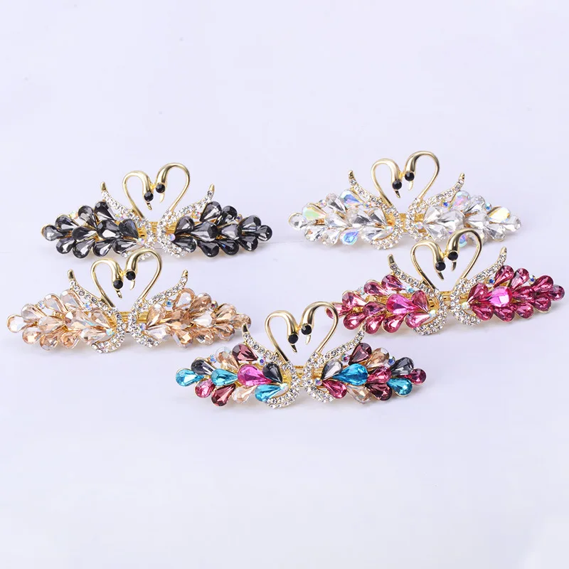 Shop Our in-Stock Korean Hair Clips - Elegant & Durable