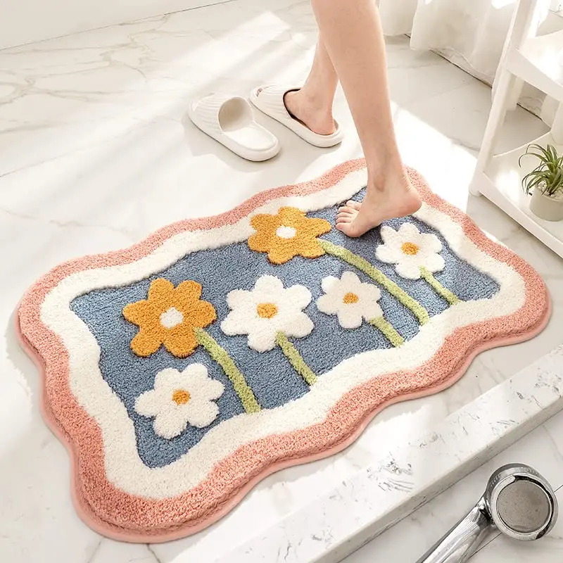 Wholesale Cute bathroom superfiber soft bath mat non-slip plush fluffy bath mat factory