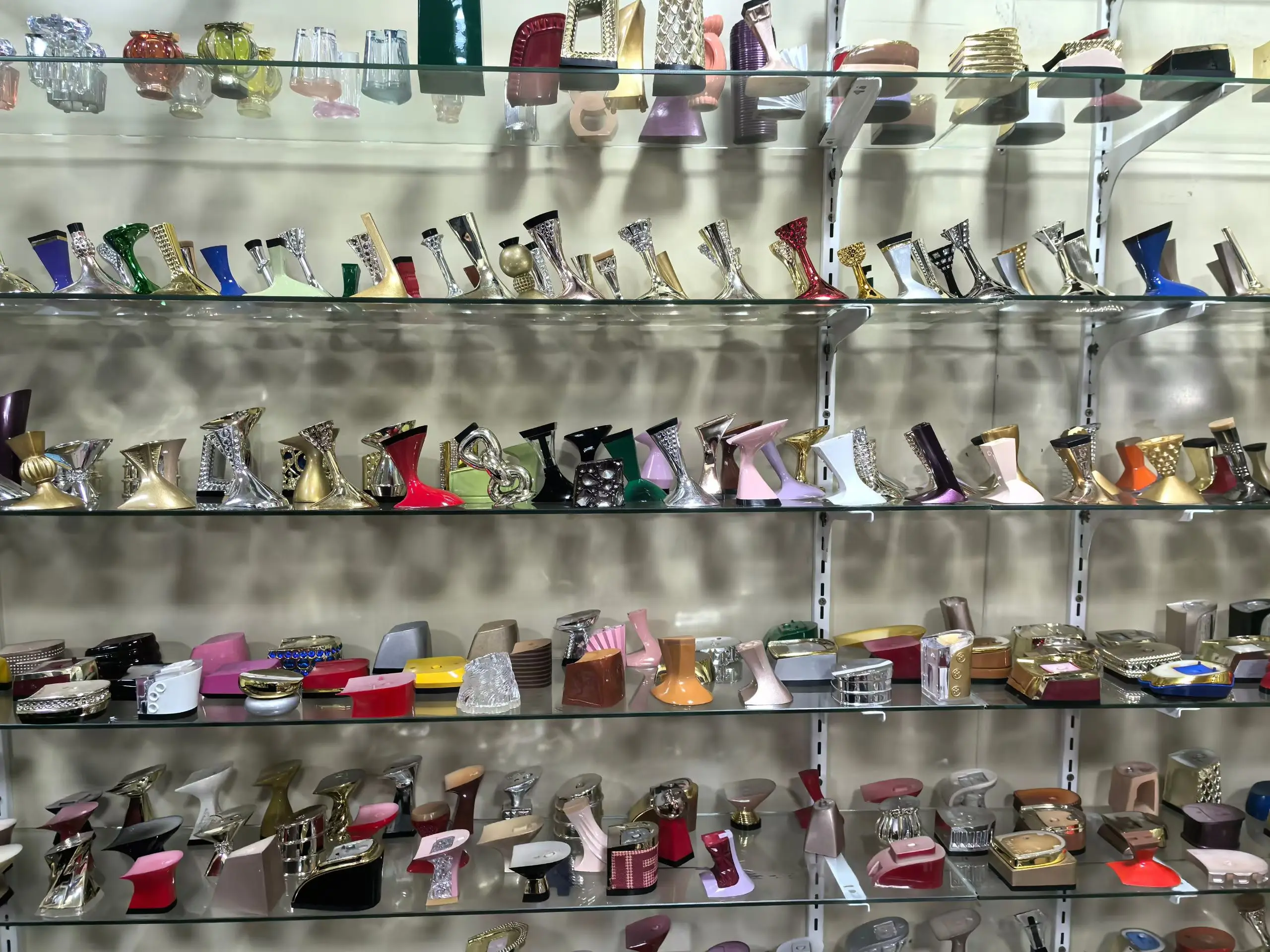DONGGUAN L&N SHOE MATERIAL CO.,LTD 3