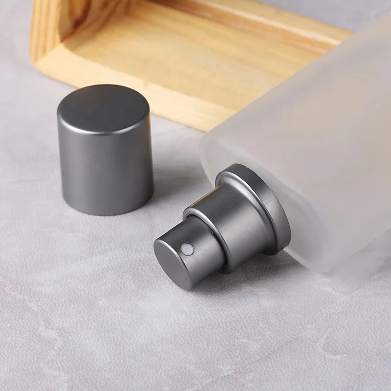 High Quality 30ml 50ml 100ml Luxury Perfume Empty Bottle Frosted Spray Pump Refillable Glass Bottle With Screw Cap