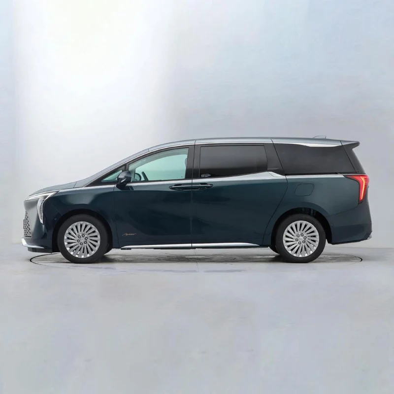 Factory Price Direct Sales Gasoline MPV Buick Century 2.0T 237Ps 6 or 4 Seats MPV Buick Century Used New Car in China