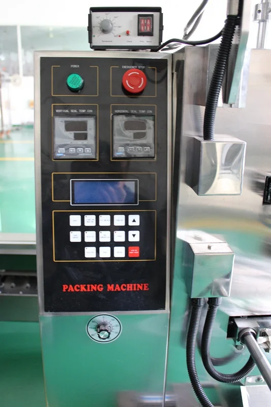 Plastic Bag Drinking Water Automatic 2200b/h Sachet Water Packing Machine with Ribbon Coder and Photocell