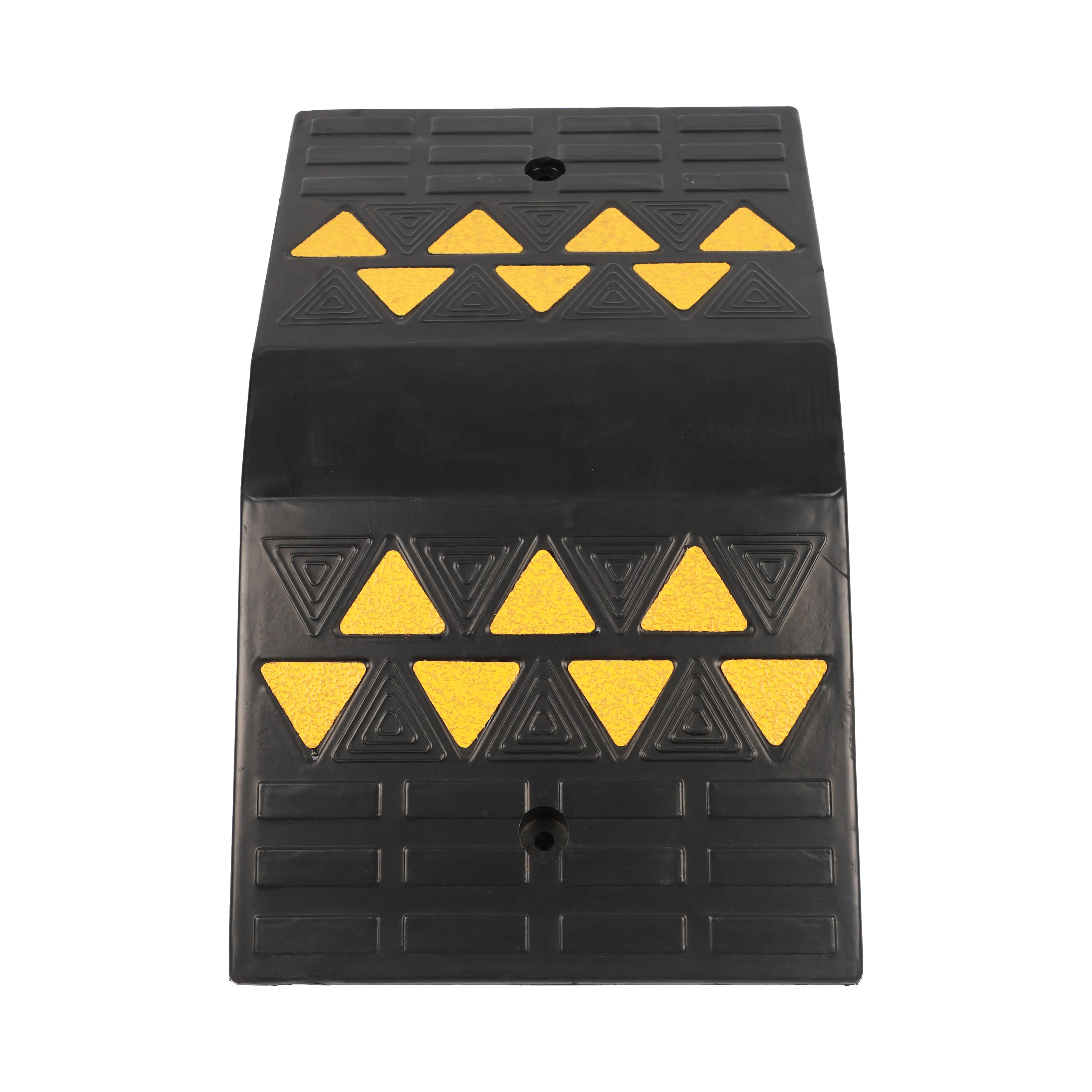 Durable Rubber Shoulder Ramps for Road Application manufacture