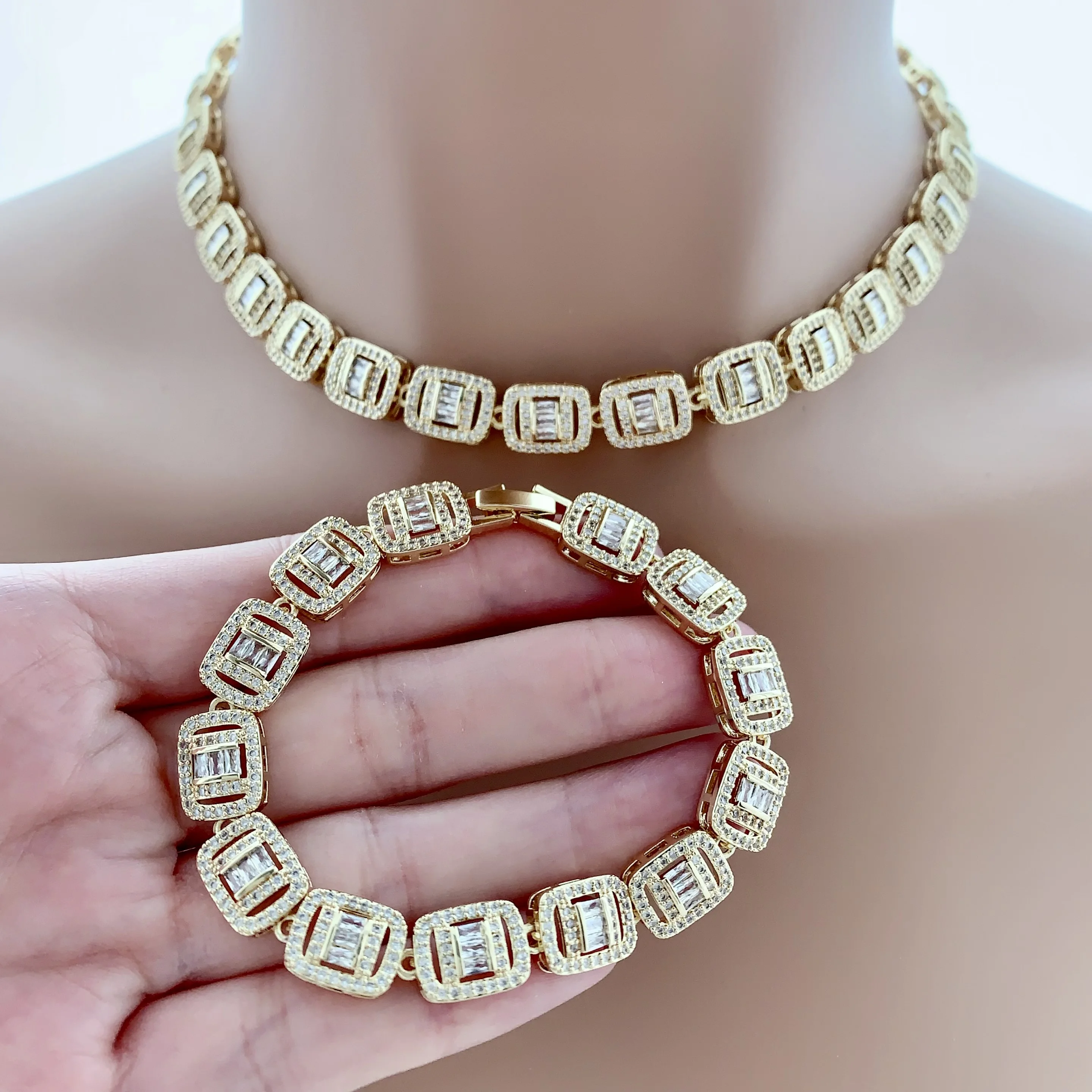 アクセサリー DIFFERENT NECKLACE PREMIUM Pink Nacre Heart & Dot Adjustable Necklace | APM Monaco