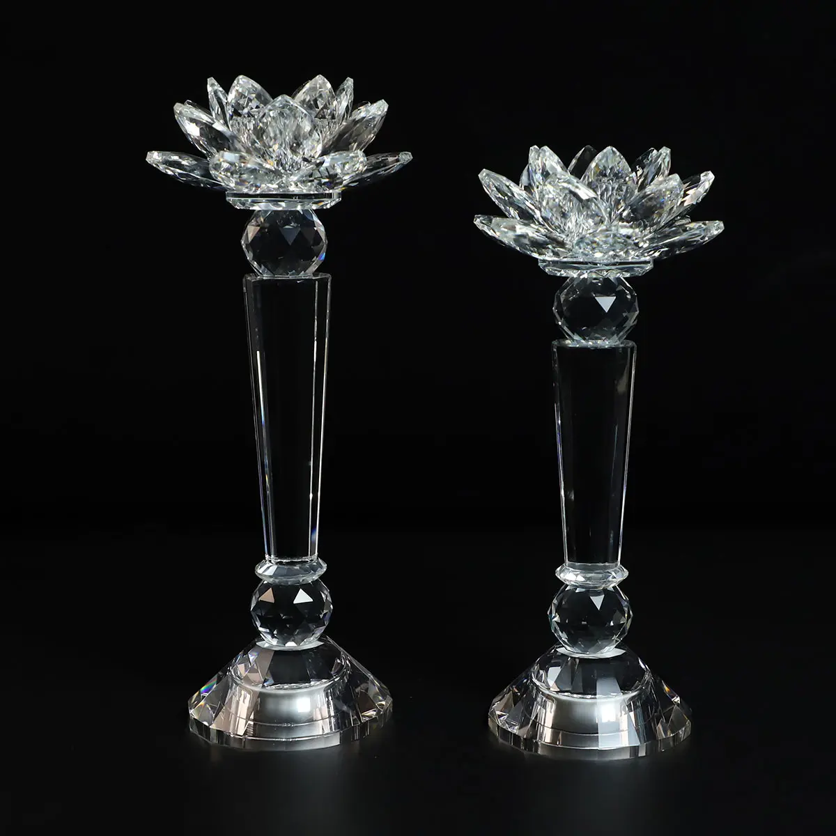 Wholesale Luxury Custom Crystal Glass Candle Stick Holder Long Stem Glass Candle Holders manufacture