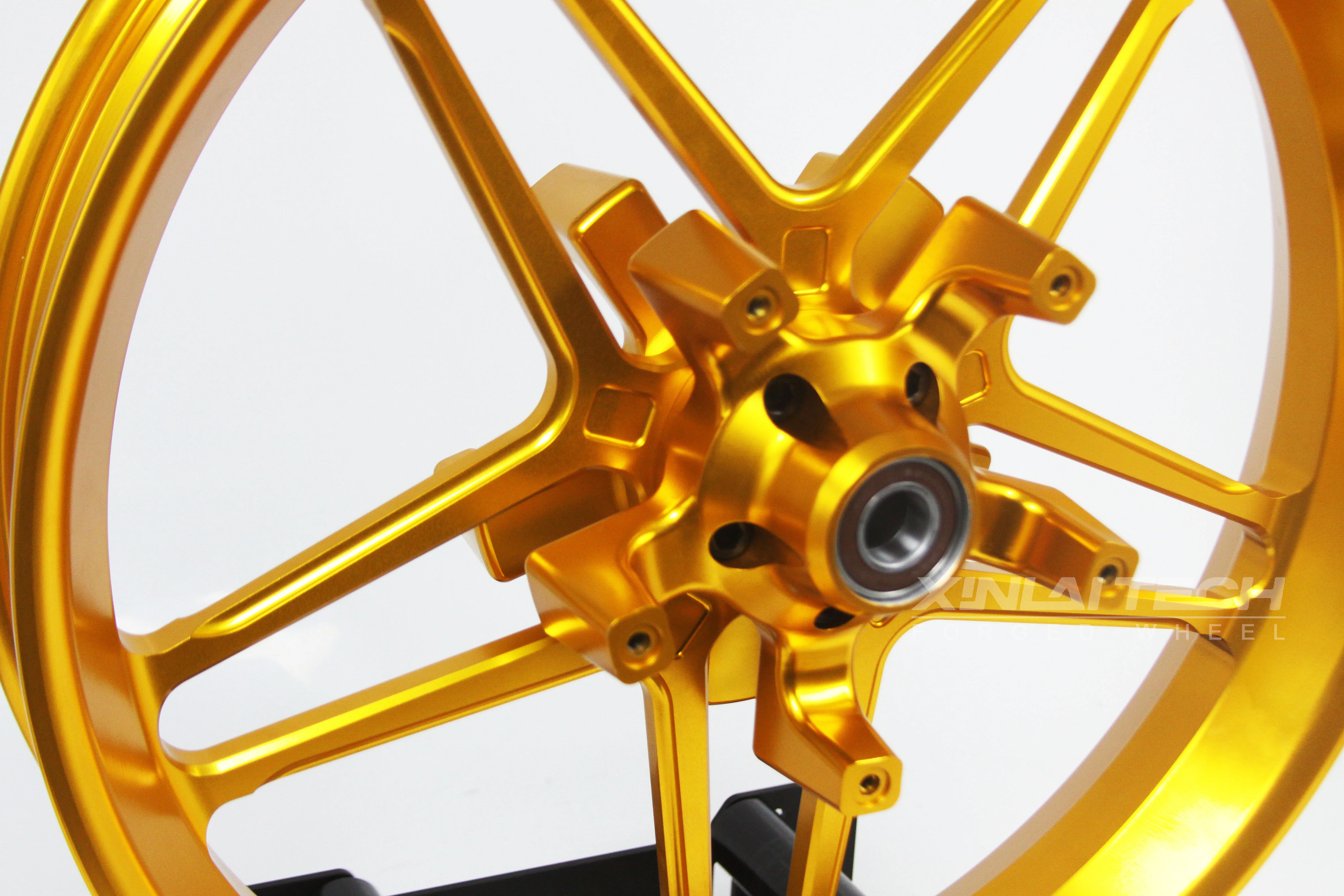XL Anodized Forged Motorcycle Wheel OEM ODM Supplier Cruiser Motorcycle Forged Wheel Factory for Chopper Bobber - Image 4