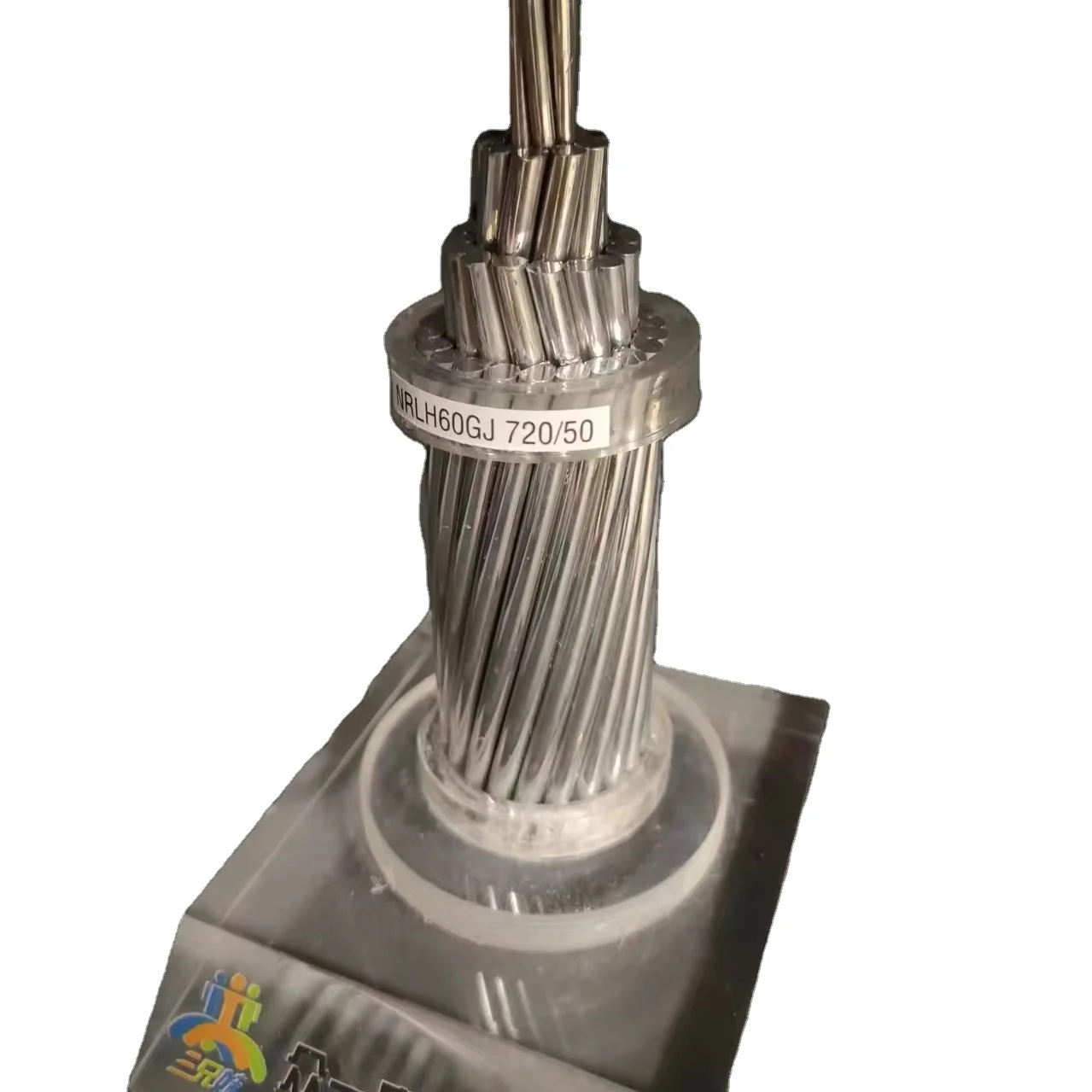 سلك علوي من البولي فينيل كلوريد منخفض الجهد 1kv/10kv XPLE ومتقاطع من البولي إيثيلين AWG