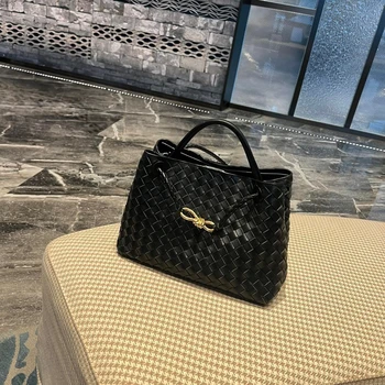 new arrival fashion woven genuine leather lady handbag designer purses and handbags class woman handbags shoulder bag crossbody