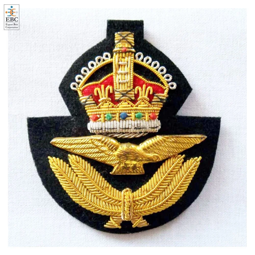 手刺繍ゴールド地金ブレザーバッジ ゴールド地金バッジ 空軍バッジとパッチ Buy 英国ブレザーバッジ ロイヤルブレザーバッジ アイルランドガード刺繍バッジ Product On Alibaba Com