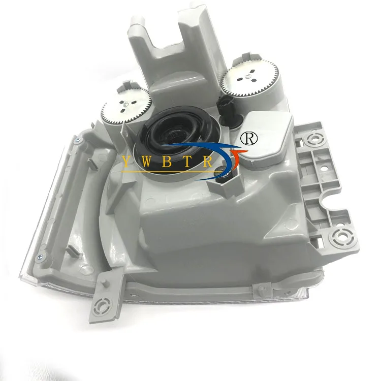 Wholesale AUTO PARTS 4HG1 NPR HEAD LAMP 8982413270