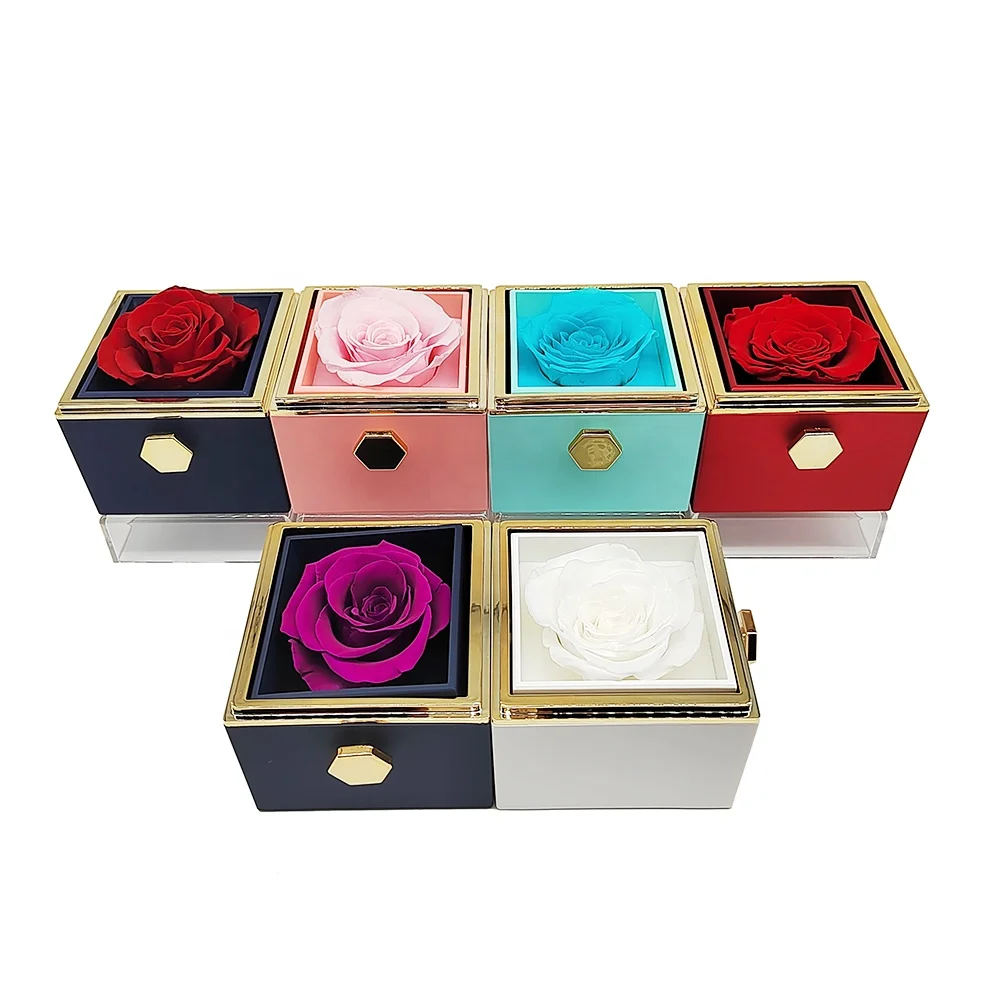 2023 New Design Eternal Rose Preserved Rotating Jewelry Box In A