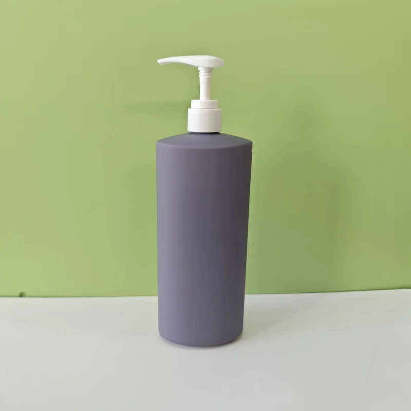 500ML 750ML HDPE Cosmetics Packaging Soft Touch Shampoo Bottle Shower Gel Bottle With Pump