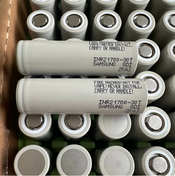 High Power 21700 Battery - 3000mah, 35A, 3.7V Rechargeable