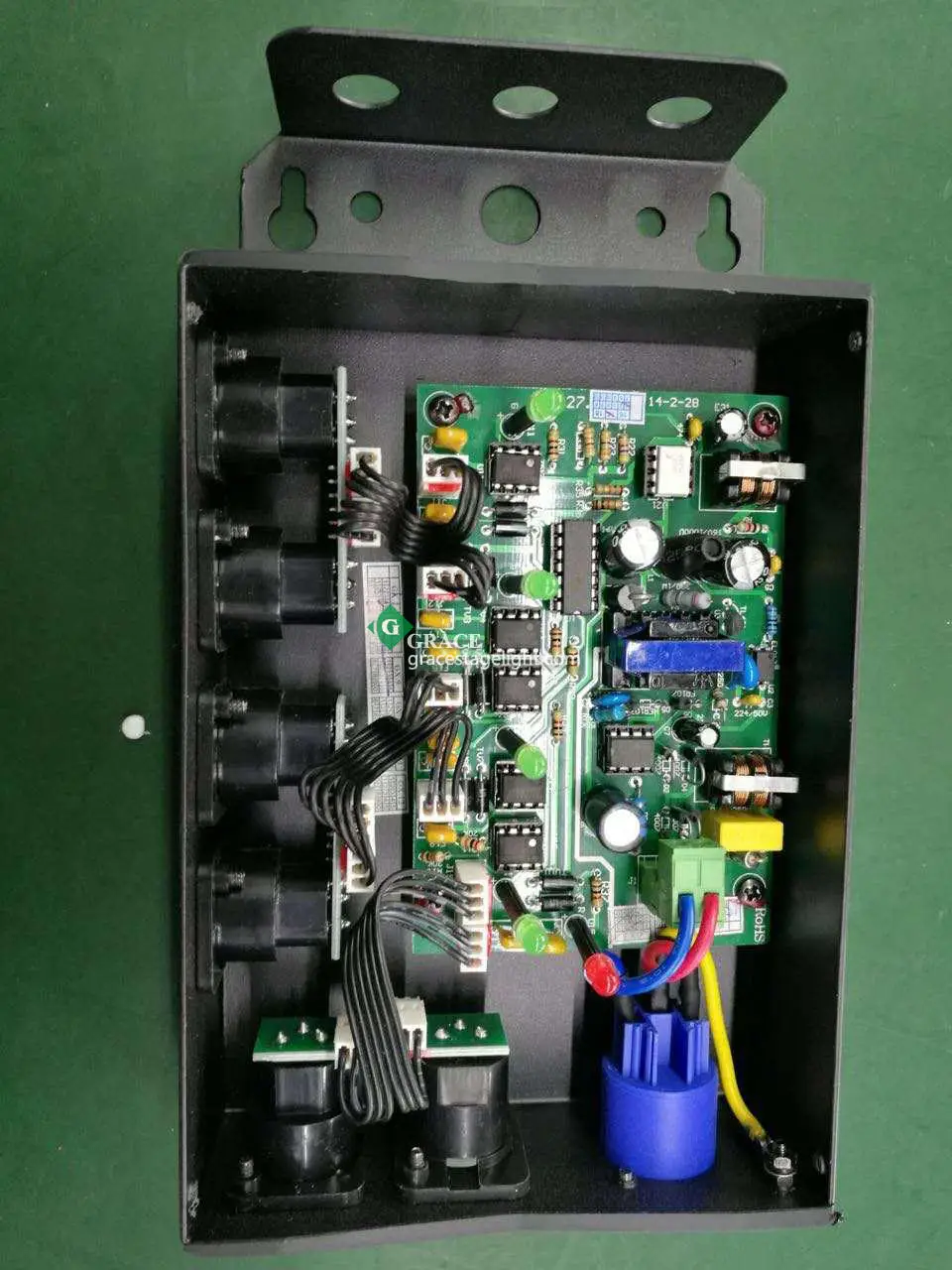 Grace 4 Way Splitter DMX Indoor DMX Stage Light Signal Amplifier
