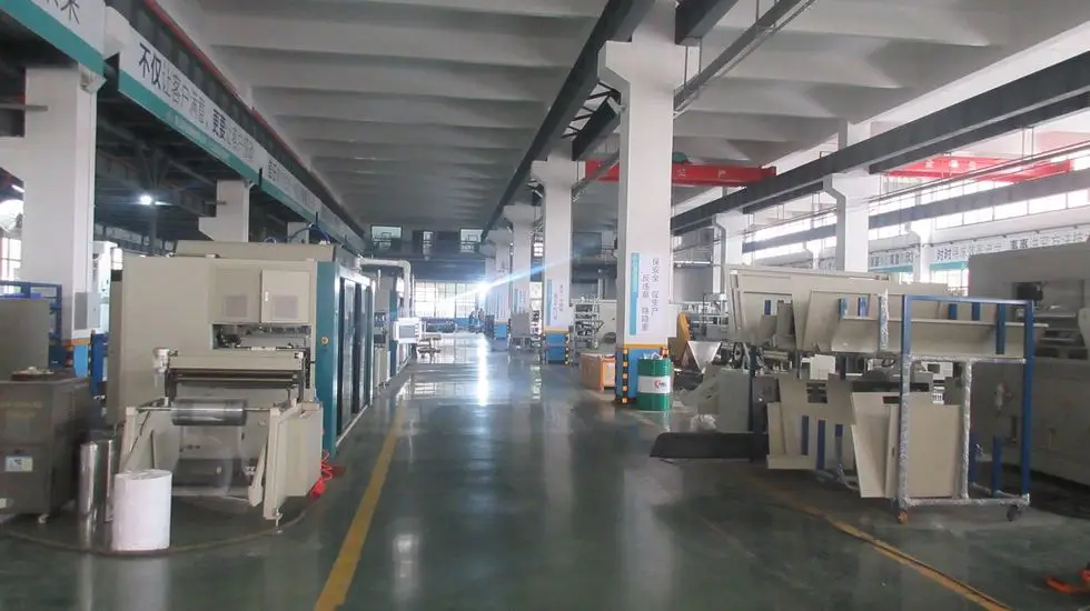 Fully Automatic Disposable Coffee Cup Lid Making Machine Plastic