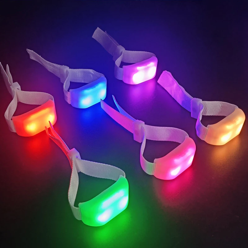 Custom Rubber Xyloband Sound Activated Light Wristbands DMX Remote Activated LED Zone for Party Concert Promotion