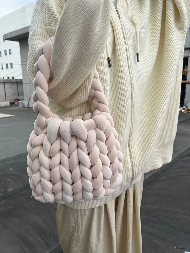Custom Soft Wool Chunky Knit Thick Yarn Crochet Handmade Woven Handbag Bag Women Daily DIY Tote Bag