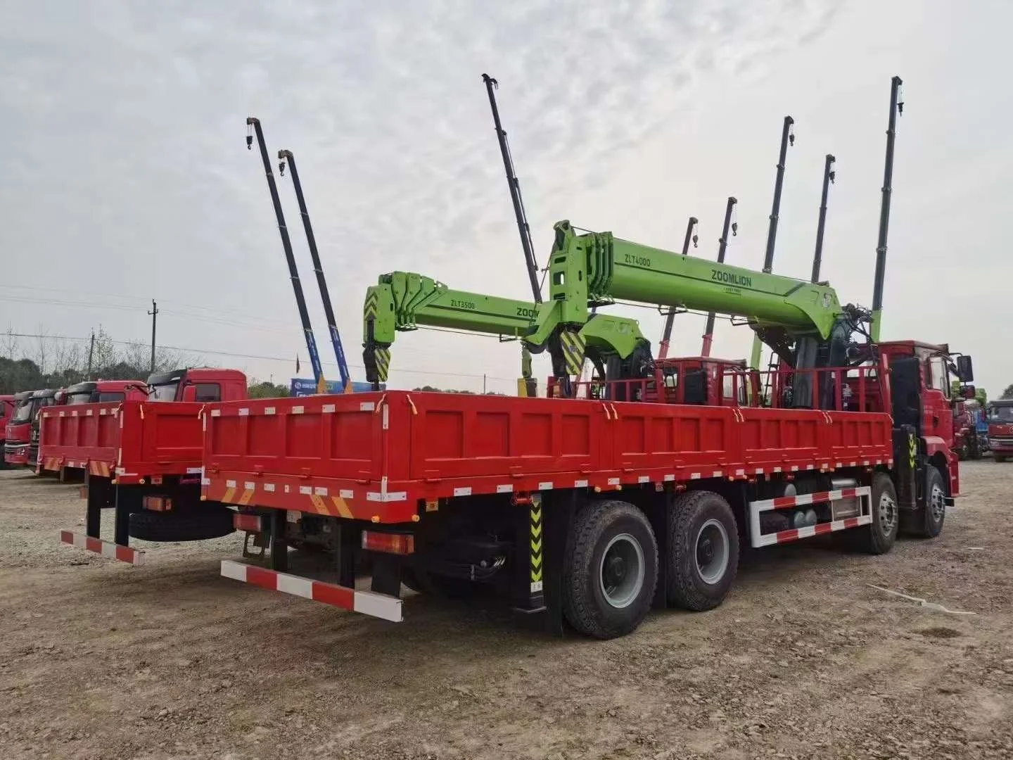 New style Good Price 8X4 30 tons flatbed tow truck mounted crane for sale by China Big Factory (8).jpg