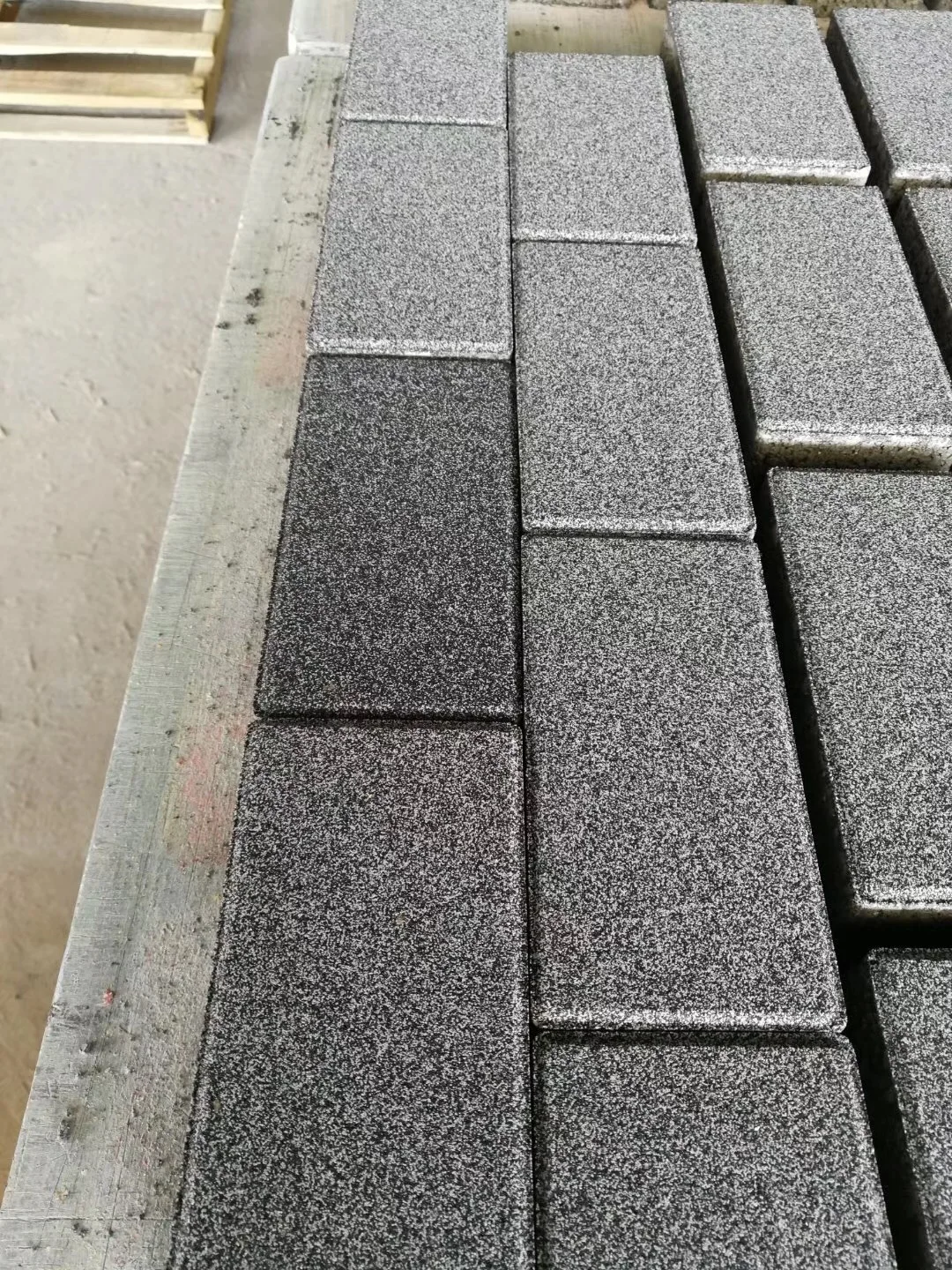 brick002.jpg
