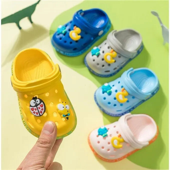 Шлепанцы для мальчиков и девочек, Мультяшные летние тапочки для начинающих ходить детей, для дома, пляжа, для плавания