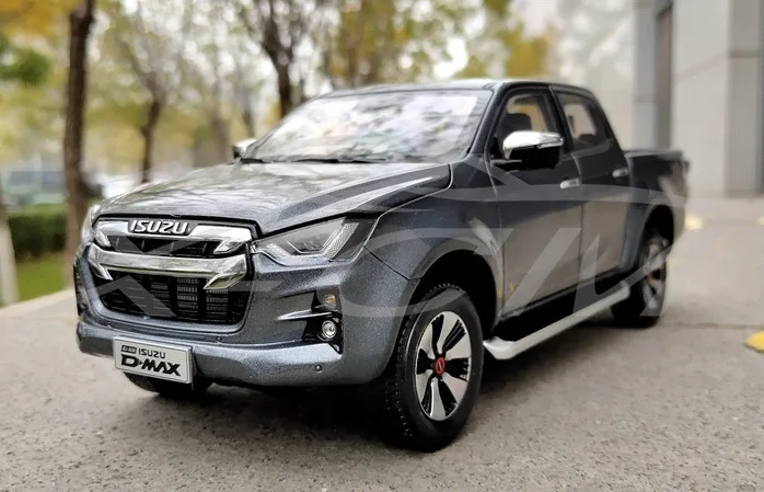 2021 Isuzu D-Max 1:18 SUV Simulation Alloy Car Model Toy