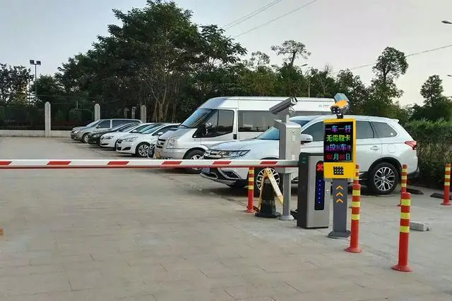 Automated Carousel Underground Two Wheeler Public Hydraulic Motorcycle Car Lpr Camera Parking System