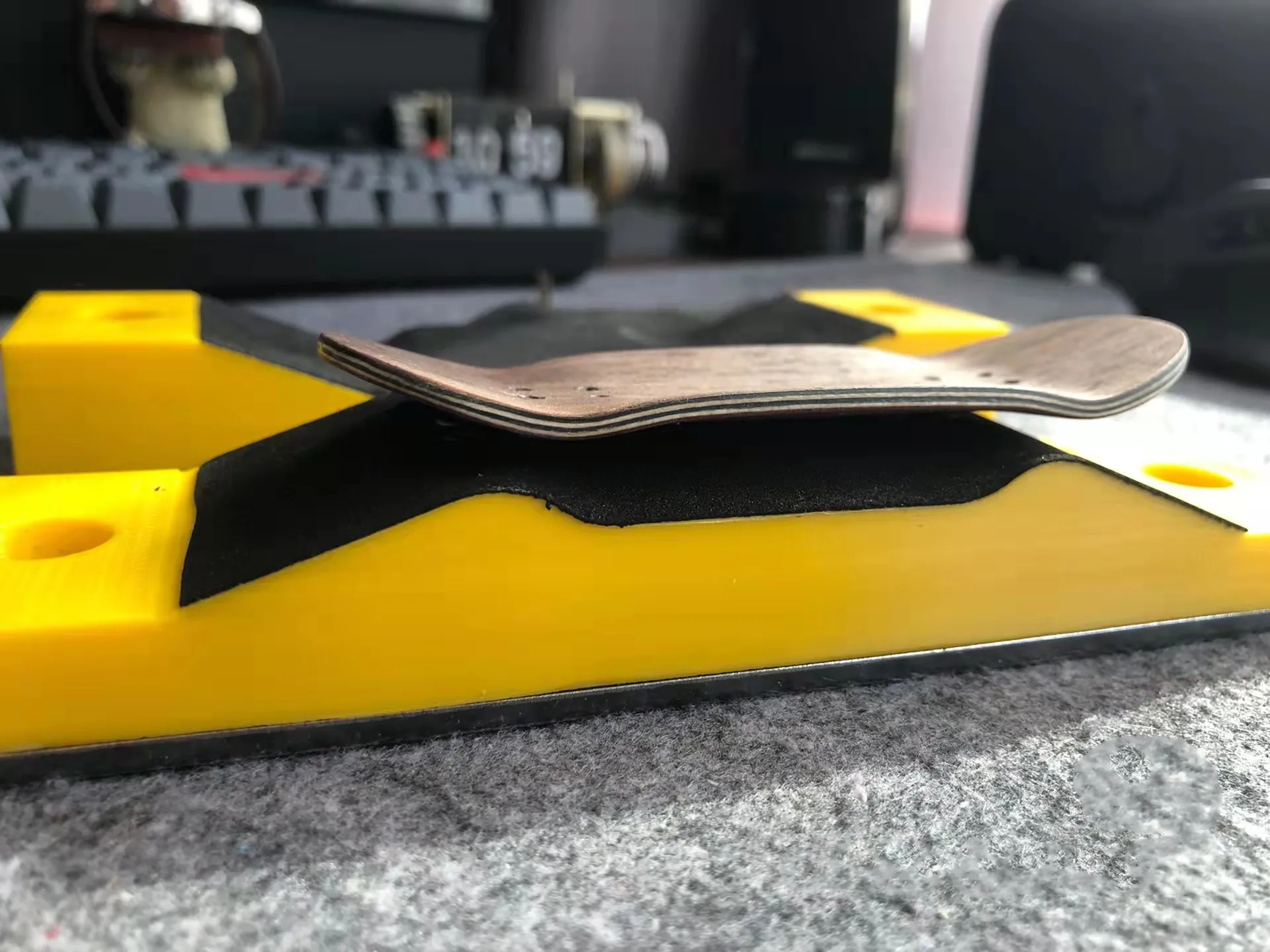 Bt21 Bs21 Fingerboard Deck Mold Buy Fingerboard,Fingerboard Deck