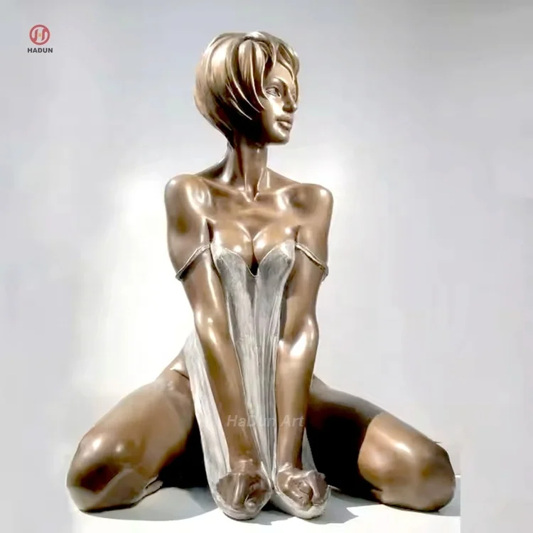 Sculpture Métal Lourd - Femme Nue Ailée Au Papillon - 1,141kg 20x17x6cm