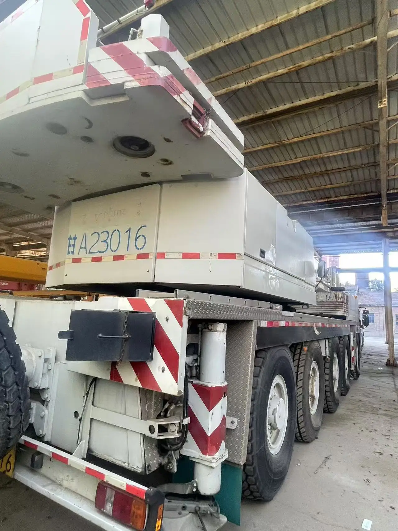 Tadano ATF100-5 used truck crane for sale Japan Tadano heavy 100ton mobile  crane TG1000E ATF 100-5